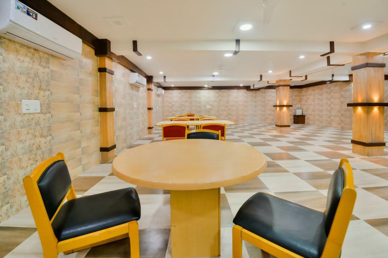 Capital O 39331 Hotel Retaj Bhilwara Exterior photo